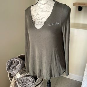 Reposh- buttery soft thermal tee